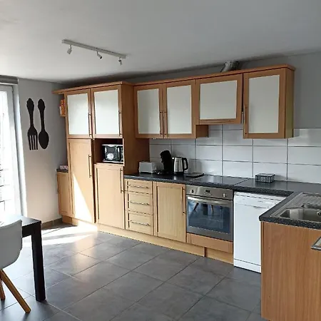 Loft Paisible Sur Les Hauteurs Du Centre Apartment Spa