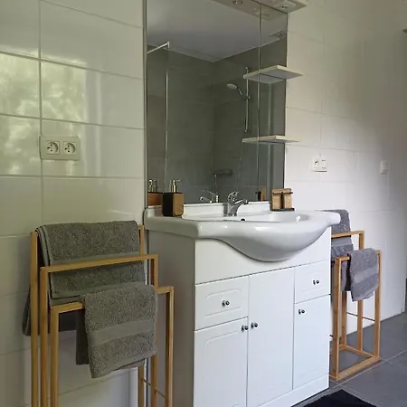 Loft Paisible Sur Les Hauteurs Du Centre Appartement *