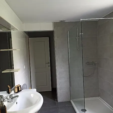 Appartement Loft Paisible Sur Les Hauteurs Du Centre Spa