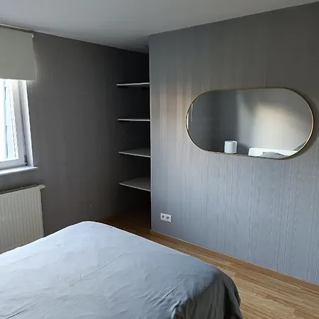 Loft Paisible Sur Les Hauteurs Du Centre アパート スパ